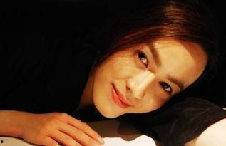 国产伪娘视频,揭秘虚拟与现实交织的时尚新趋势 第3张 国产伪娘视频,揭秘虚拟与现实交织的时尚新趋势 第3张